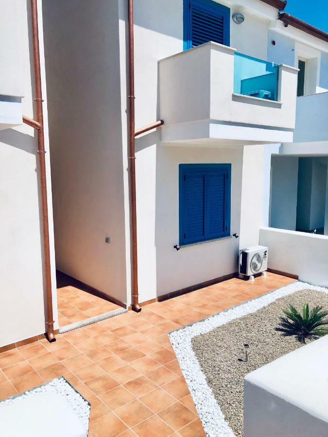 Apartment Tramonto Sea-Front Valledoria  Dış mekan fotoğraf