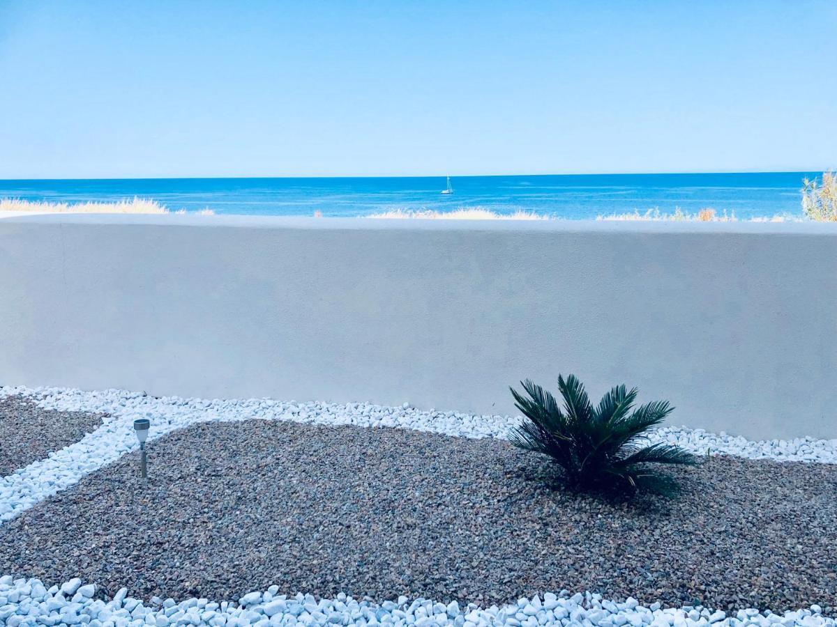 Apartment Tramonto Sea-Front Valledoria  Dış mekan fotoğraf
